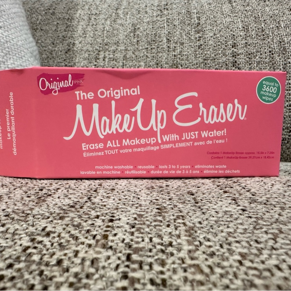Makeup eraser